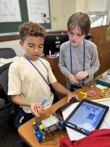 Students test their vex robot in the Engineering pathway at NYLF Pathways to STEM